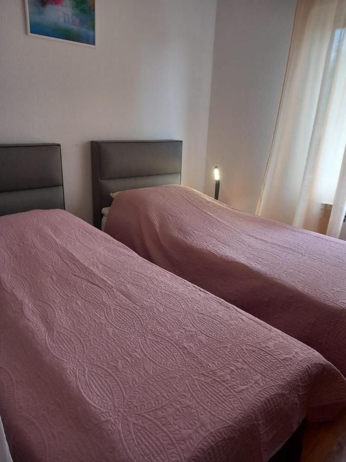 Apartmani Krpeta Pakoštane Esterno foto
